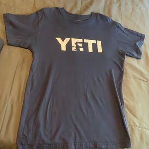 Yeti tshirt - Navy Blue - Grey Lettering